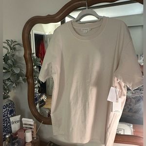 Good American boyfriend tee